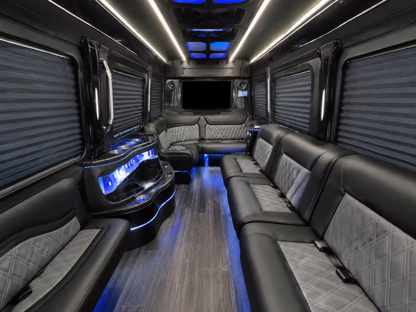lawrence airport shuttle buses to kci for corporate travelers