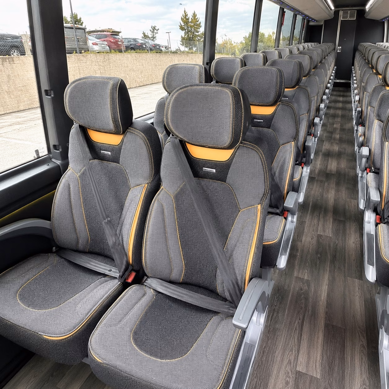 lawrence charter bus rentals for ku campus museum field trips