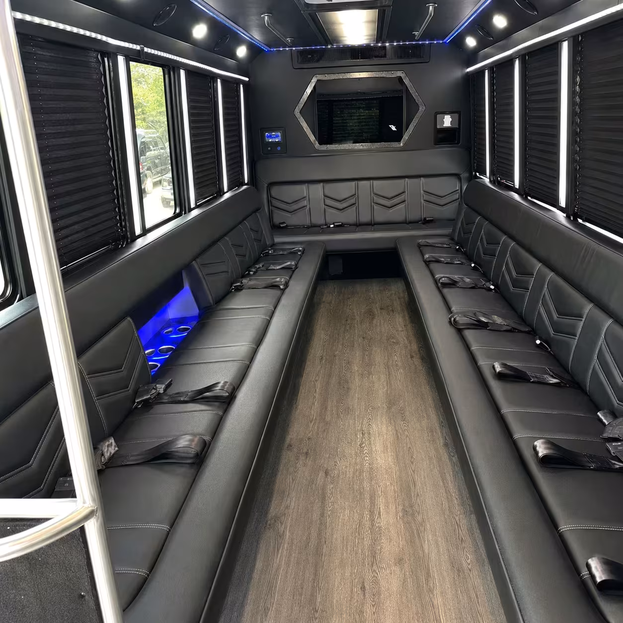 lawrence party bus rentals for prom night groups