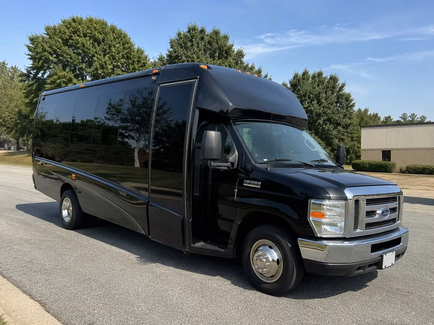 minibus rentals for lawrence bridal parties
