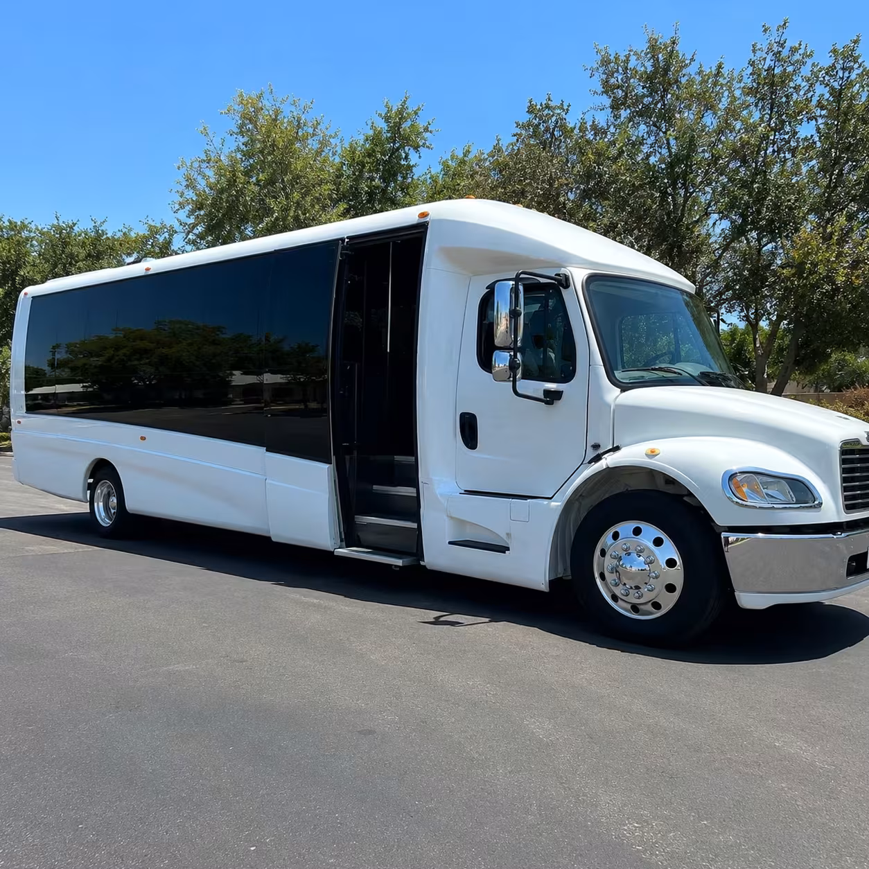 team building minibus rentals in lawrence and douglas county